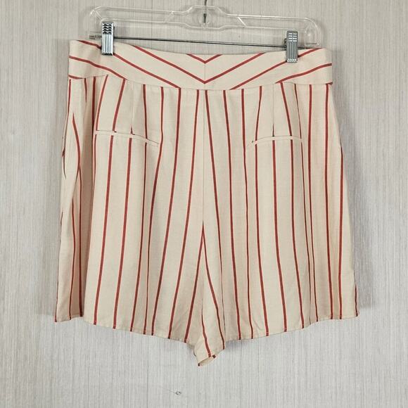 Gianni Bini Meghan Rayon Shorts- Cream Red Striped- Sz 12- EUC - Picture 4 of 7